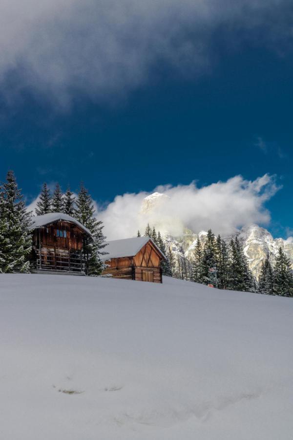 Hotel Planac Corvara In Badia Exterior photo