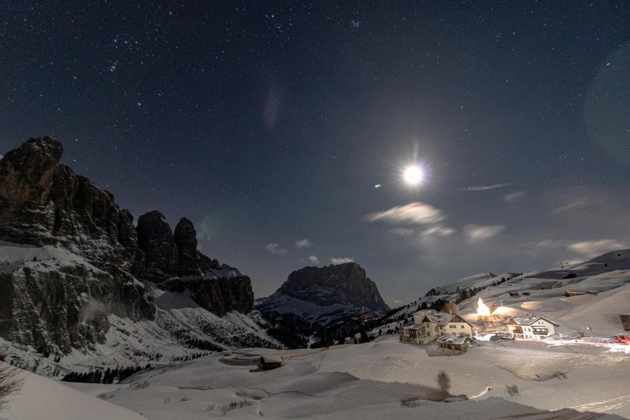 Hotel Planac Corvara In Badia Exterior photo